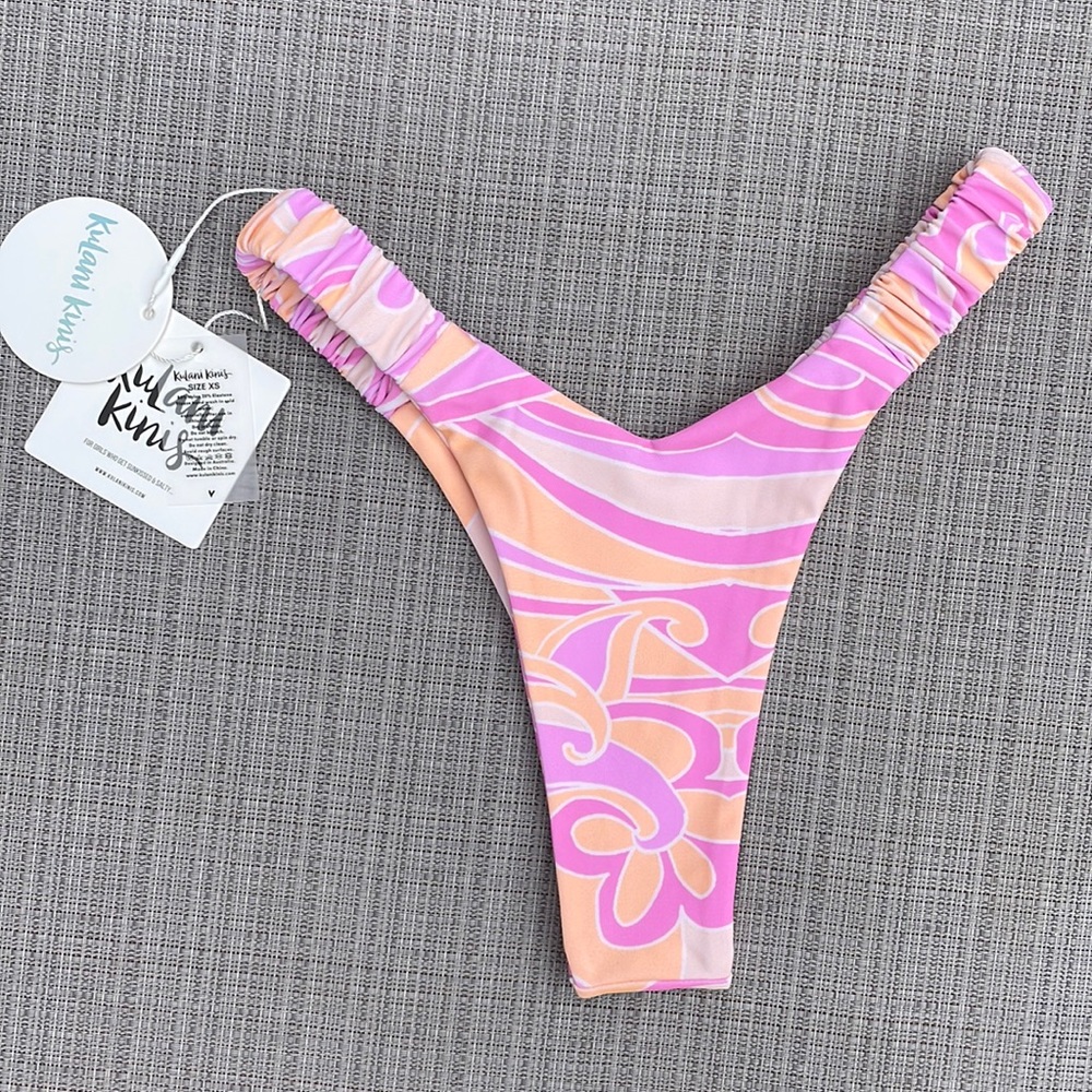 Kulani Kinis Bikini Bottom